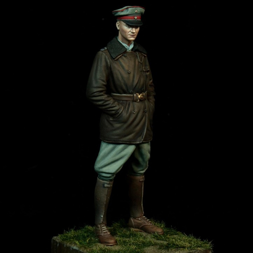 Winter Under Clothing - Figurka z żywicy, skala 1/24, oficerowie,
