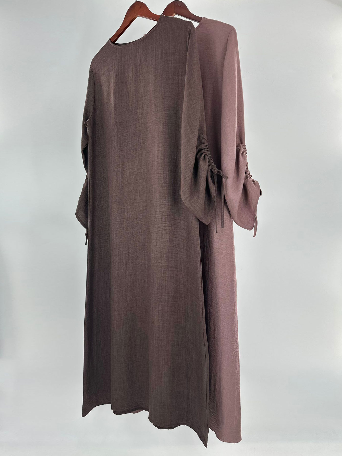 Arabska długa szata Abaya Skro – Winter Clothing Dubai recenzja i cena
